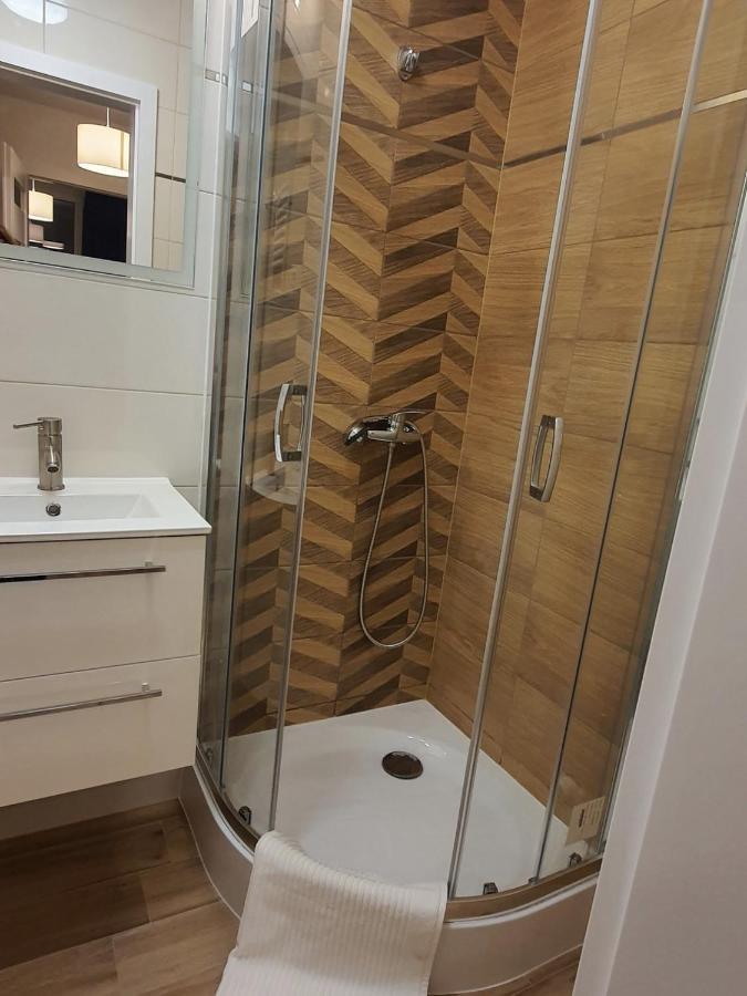 פולניסה-ז'דוז' Apartament Lakowa מראה חיצוני תמונה